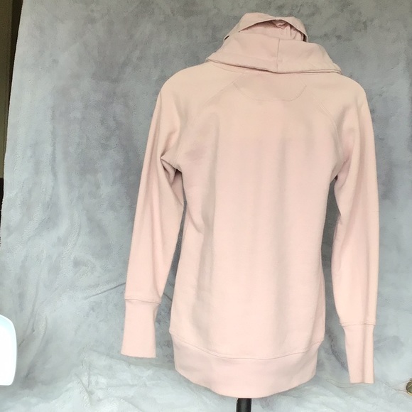 “Calvin Klein” Sweat Shirt - Picture 3 of 4